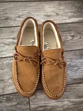 Mens Eddie Bauer Ridgemont Chestnut Leather Moccasin Slippers